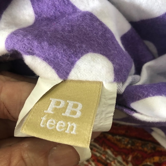 PB teen Pillowcases - Picture 3 of 3